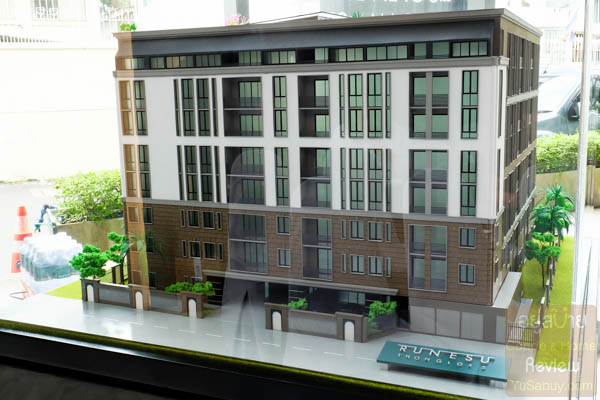Runesu Thonglor 5 (รูเนะสุ ทองหล่อ 5)