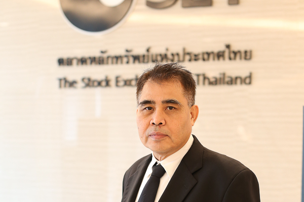 นายสิทธิพร รัตนาภรณ์