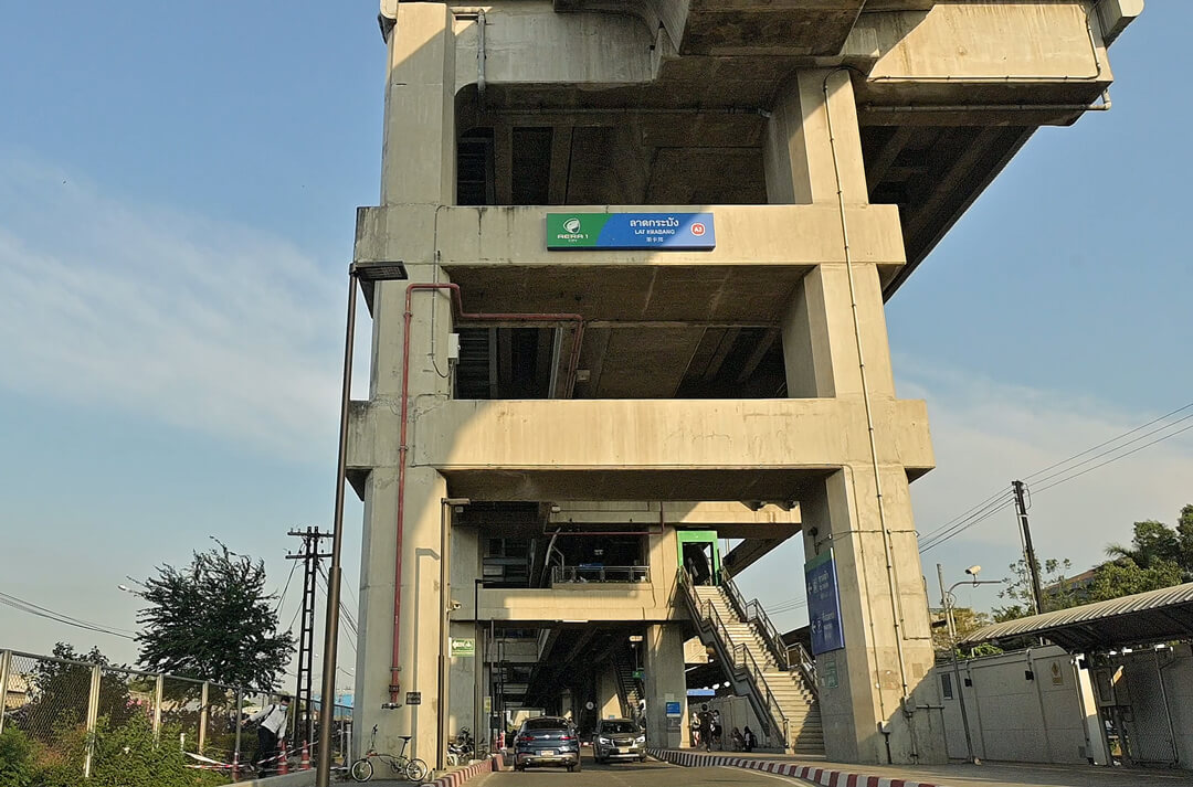 Airport-Rail-Link-ลาดกระบัง