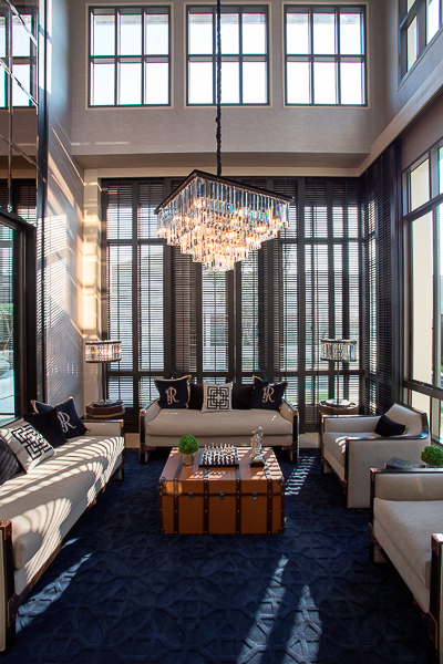 Grand Bangkok Boulevard , The Gentry และ Headquarter - (ภาพที่ 1)