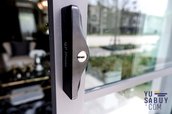 Britania วงแหวน-หทัยราษฎร์