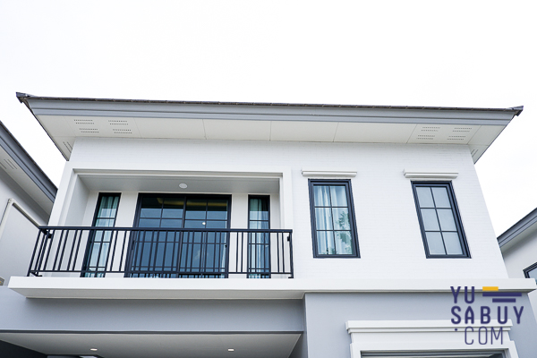 Britania วงแหวน-หทัยราษฎร์