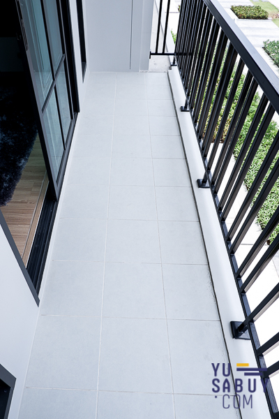 Britania วงแหวน-หทัยราษฎร์