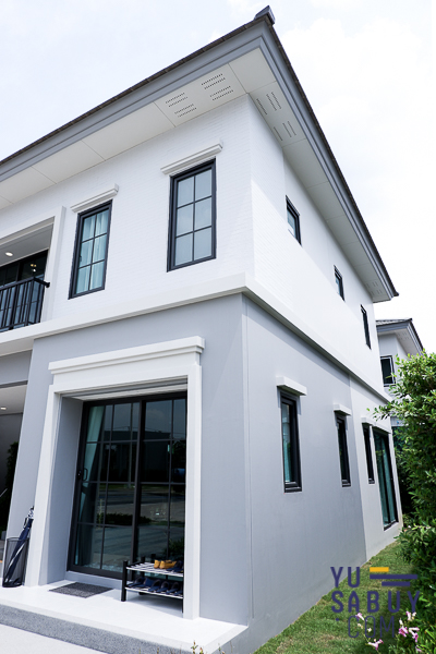 Britania วงแหวน-หทัยราษฎร์