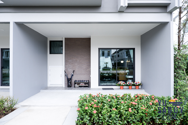 Britania วงแหวน-หทัยราษฎร์