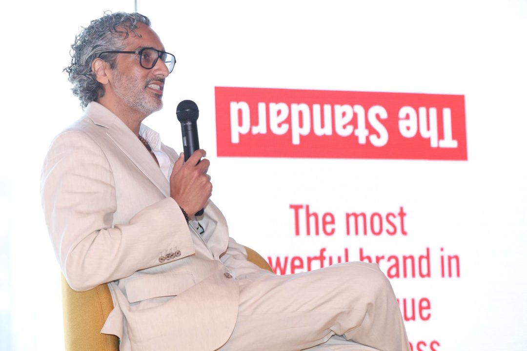 คุณอมาร์ ลัลวานี่ ​​ประธานกรรมการบริหาร Standard International